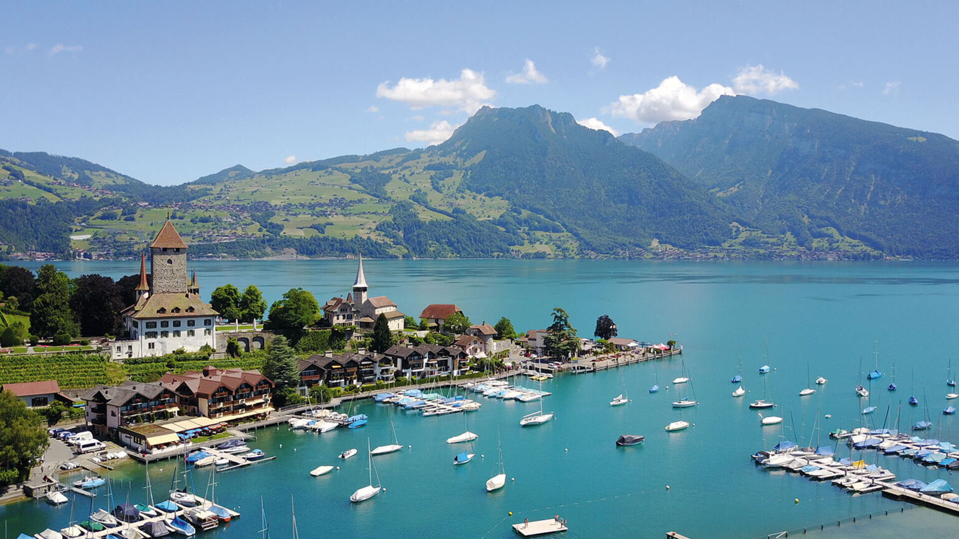 Schloss-Spiez_Seesicht